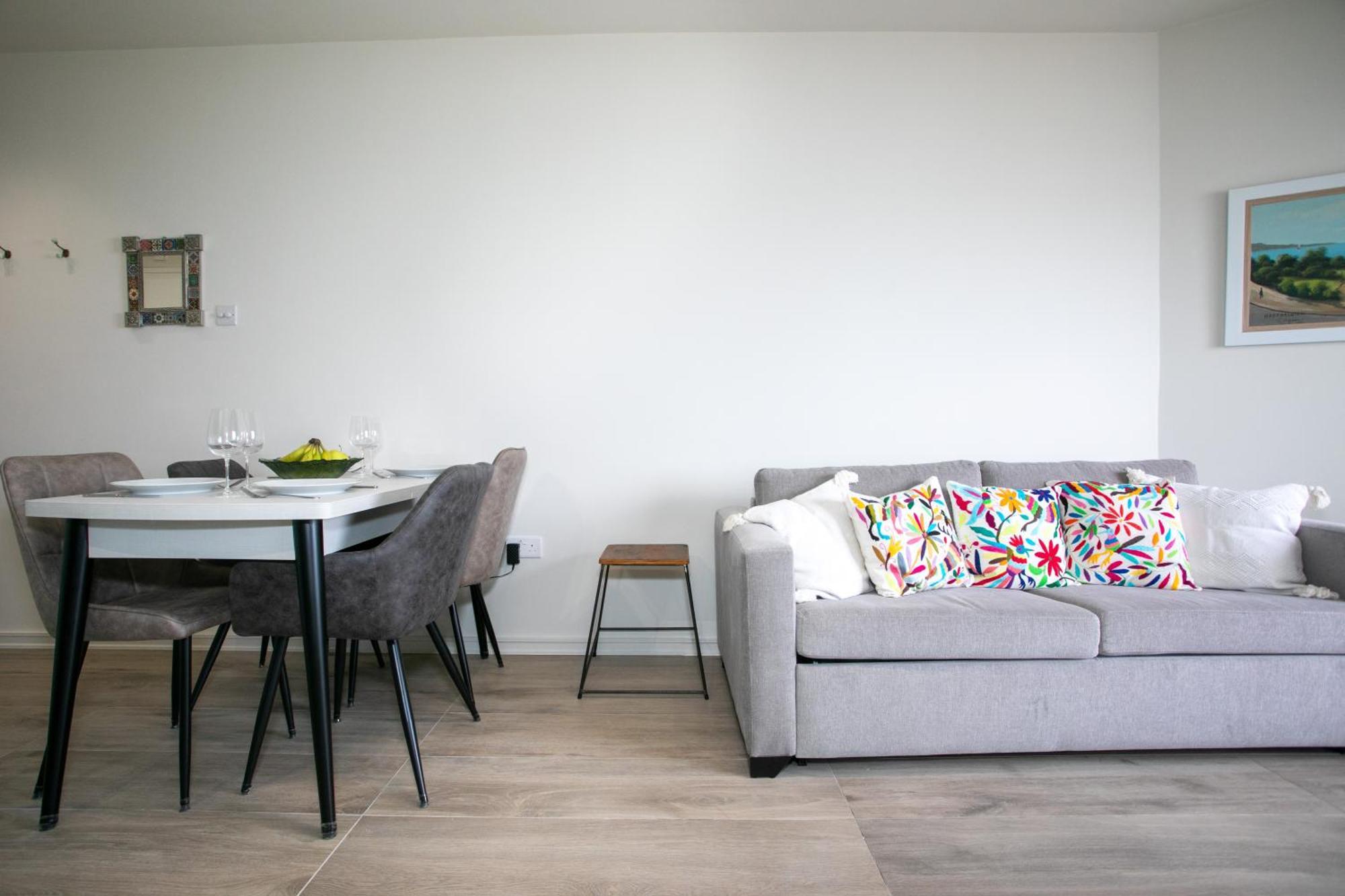 Palmove Luxurious Beachfront Apt Larnaca Exteriér fotografie
